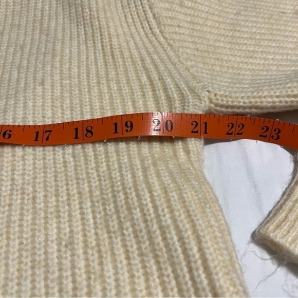 JOE Fresh tasseled belted cardigan size medium - Picture 7 of 11